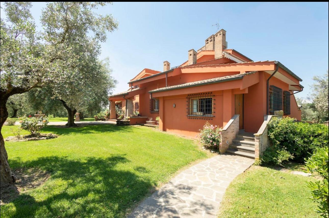 Villa Marcigliana Rom